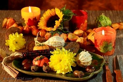 Thanksgiving table 