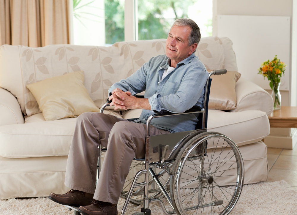 what_to_do_when_elderly_parent_returns_from_hospital_with_mobility_issues_after_hip_surgery_home_care_option_ezra_home_care.jpeg
